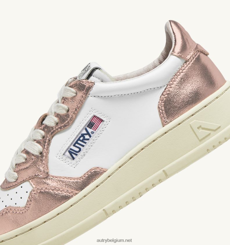 6ZFBPZ175 medaillewinnaar lage sneakers in wit en koperbruin leer Autry vrouwen