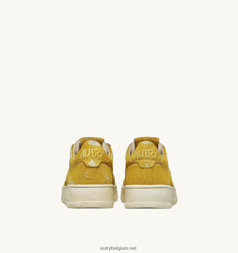 6ZFBPZ221 medaillewinnaar lage sneakers in gele ponyhuid Autry vrouwen