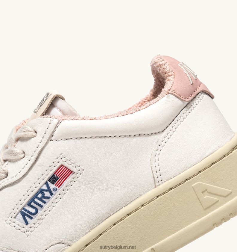 6ZFBPZ223 lage sneaker voor medaillewinnaars in de kleuren zwart en wit Autry vrouwen